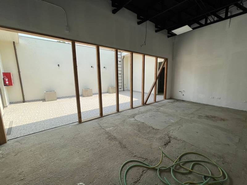 LOCAL COMERCIAL EN ARRIENDO, BARRIO BELLAVISTA 