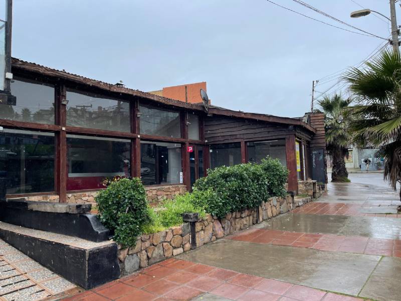 LOCAL COMERCIAL EN ARRIENDO REACA 