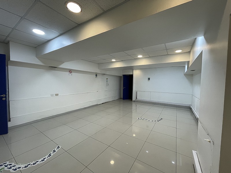 LOCAL COMERCIAL EN ARRIENDO