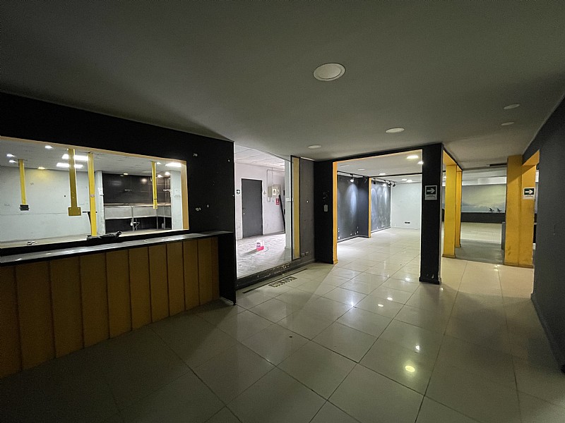 LOCAL COMERCIAL EN VENTA