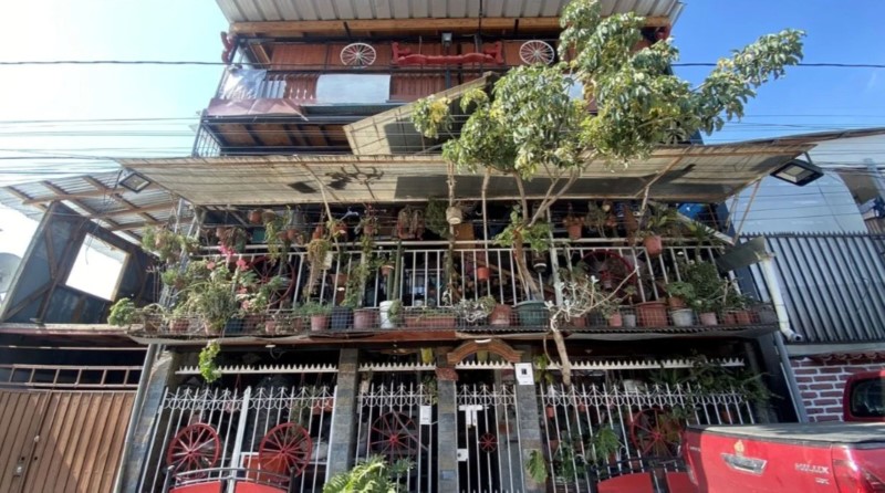 SE VENDE CASA DE 3 PISOS EN ISLA GORDON...                      