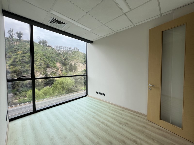 SE VENDE OFICINA EN EDIFICIO REITZ II (C�D. 612)...&nbsp; &nbsp; 